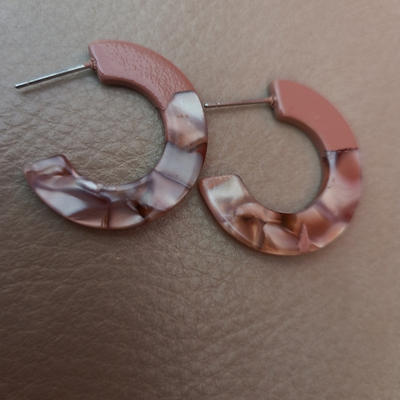 Two for $20,  Tortoise Shell Earrings, Shell Hoop Earrings, Minimalist Cute - Picture 2 of 8